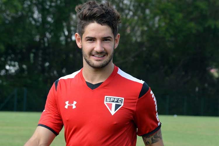 Atacante Alexandre Pato passou as duas últimas temporadas emprestado ao São Paulo