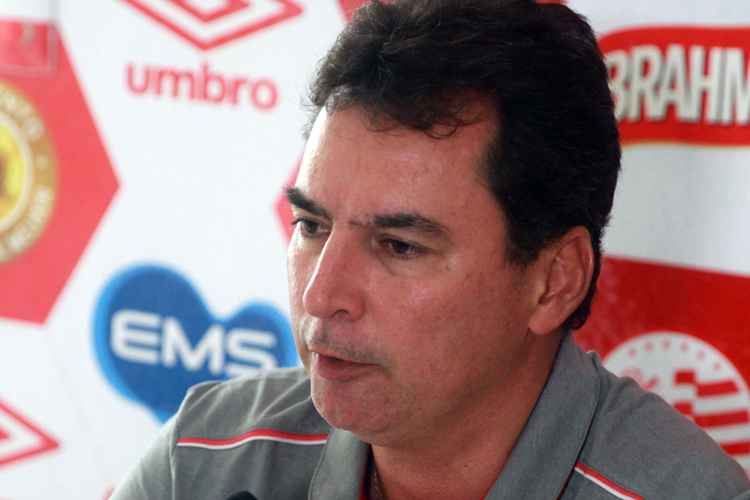 Com a chegada desses dois reforços, dirigente disse crer que o Náutico "vai ter um elenco equilibrado"