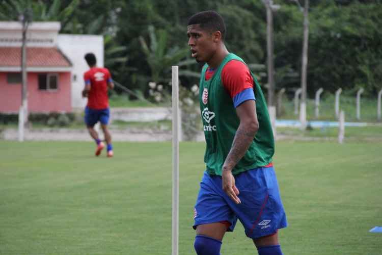 Um dos remanescentes do time que terminou a Série B de 2015 em 5º, Bérgson elogiou preparação timbu