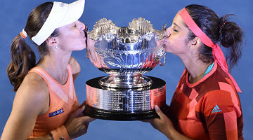 Martina Hingis e Sania Mirza faturaram o título do primeiro Grand Slam da temporada 