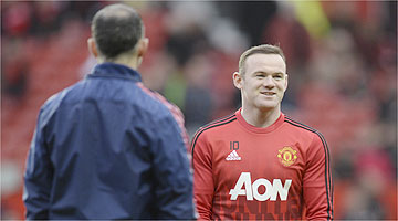 Manchester de Rooney entra em campo nesta 6ª