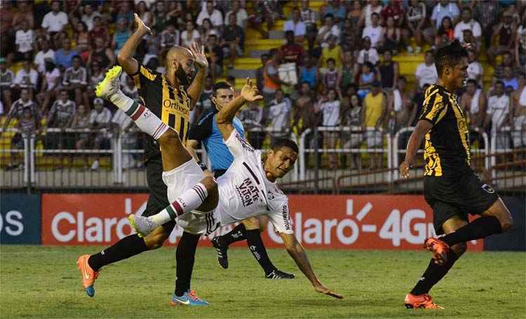 Fluminense não conseguiu se impor diante de um adversário limitado tecnicamente