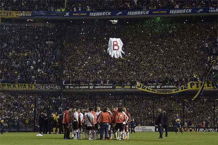 Boca teria que disputar oito jogos, sendo quatro como mandante, sem a presença da sua torcida, em razão de punição imposta no ano passado, quando foi excluído da Libertadores após um torcedor usar de gás pimenta