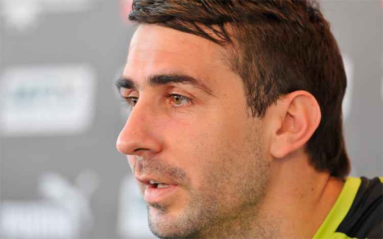 Lucas Pratto é pretendido pelo futebol chinês, que insiste em sua contratação ainda para esta temporada