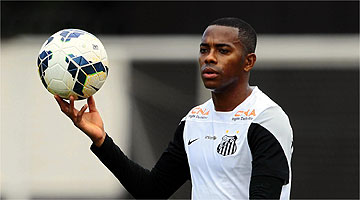 Atacante, conhecido como Rei das Pedaladas, assinou contrato por dois anos com o Atlético