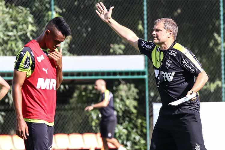 O atacante Pablo é a esperança de gols do Atlético e do técnico Diego Aguirre para o jogo diante do Guarani