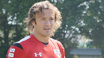 Lugano (foto) só será escalado por Bauza após concluir o cronograma traçado pelo treinador