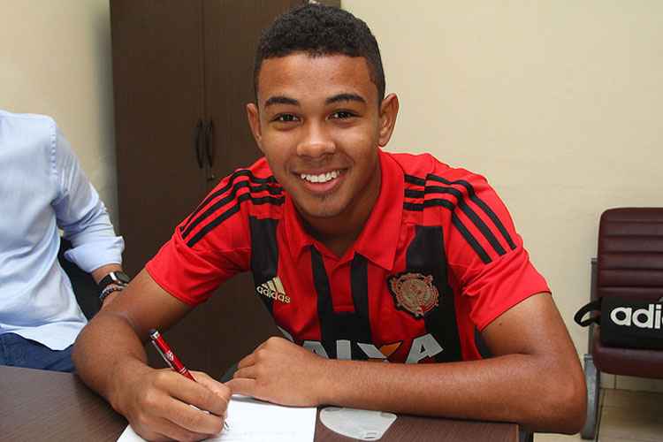 Juninho foi titular do Sport nos jogos contra o River-PI, pelo Nordestão, e Náutico, pelo Pernambucano