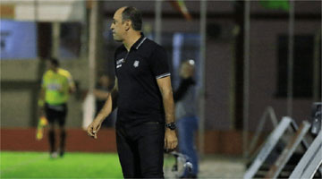 Vinícius Eutrópio ainda não conseguiu encontrar uma consistente para o Figueirense