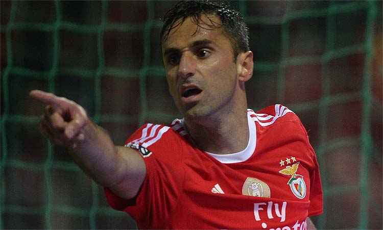 Jonas está fazendo muitos gols e ajudando o Benfica a se classificar para as quartas da Liga dos Campeões