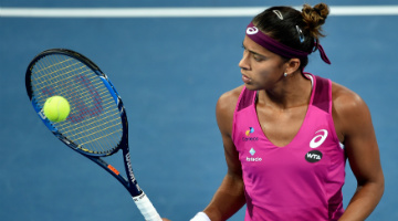 Com derrota por 2 sets a 0 para Ivanovic, Teliana Pereira foi eliminada do Torneio de Miami