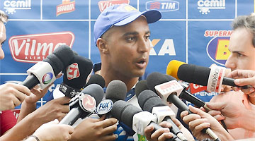 Deivid saiu vitorioso no clássico mineiro