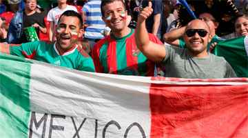 Torcedores mexicanos gritaram palavra considerada homofóbica, mesmo depois de punição
