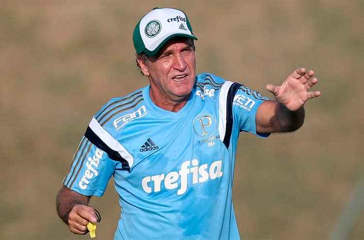 Técnico Cuca promove várias alterações no time do Palmeiras para buscar sua primeira vitória no clube