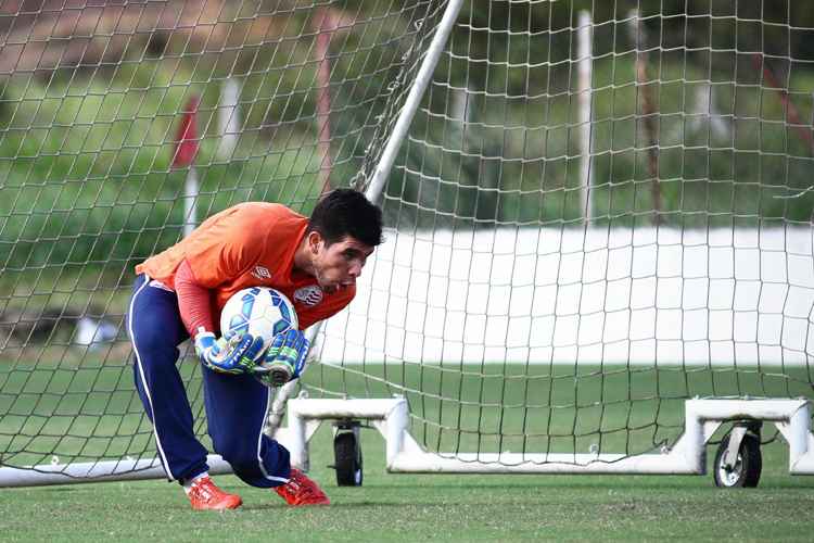 Tanto Rodolpho quanto Júlio César foram treinados por Mauri Lima, que foi ídolo do Náutico na década de 80
