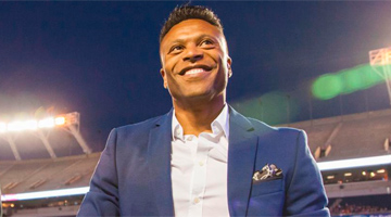 Júlio Baptista chegou ao Orlando City no início do ano e só agora estreou pelo clube norte-americano
