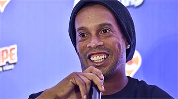 Ronaldinho Gaúcho será um dos assistentes do evento no Maracanã