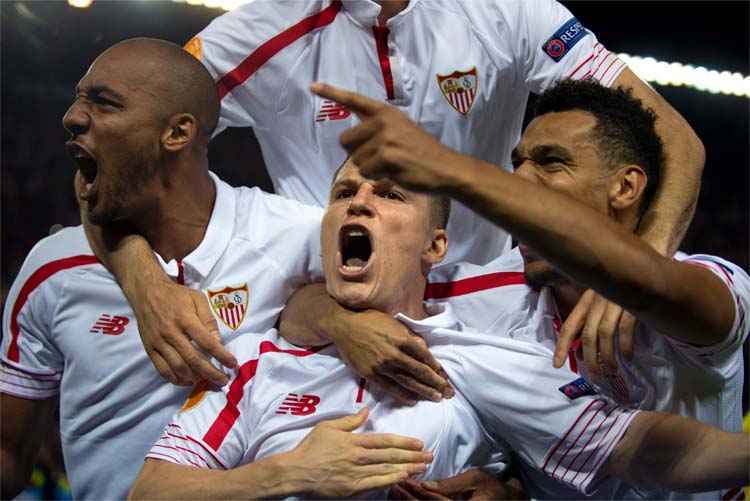 Sevilla, bicampeão da Liga Europa, eliminou o Athletic Bilbao nesta quinta-feira e continua sonhando