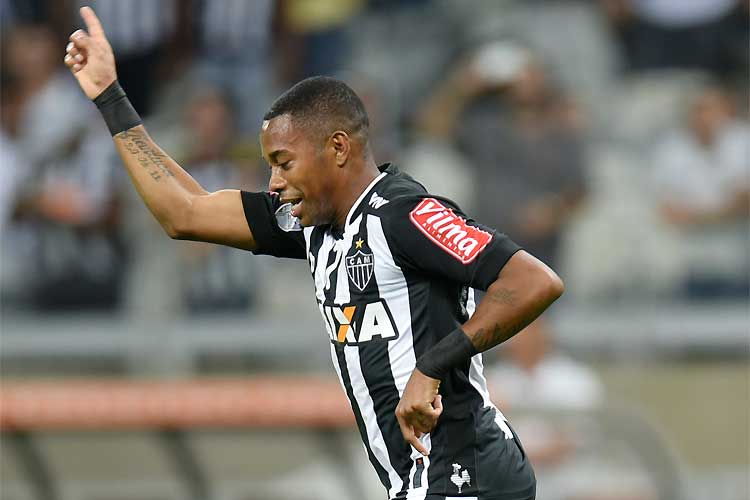 Robinho comemora gol contra o Melgar: atacante quebra jejum pelo Galo na Libertadores e atinge marca