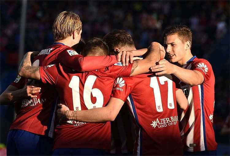 Atlético de Madrid não tomou conhecimento do Granada, derrotou por 3 a 0 no Vicente Calderón