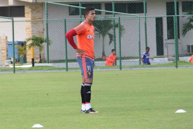 "Minha infelicidade foi ter perdido a pré-temporada", afirmou o atacante do Sport, que se machucou