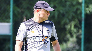 Diego Aguirre aguarda recuperação de jogadores para definir escalação contra América