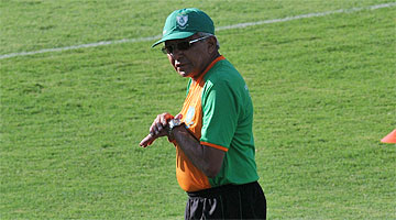 Givanildo também esconde escalação para a final