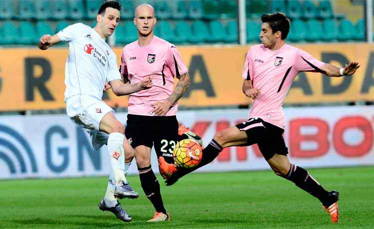 O empate por 0 a 0 entre Fiorentina e Palermo não melhorou o péssimo retrospecto recente da equipe da casa