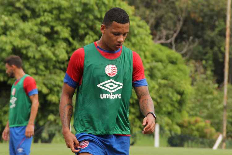 Ratão se colocou à disposição de Gallo, caso o técnico deseje escalá-lo no início da partida contra o Vila Nova