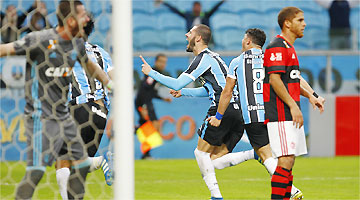 Fred marcou o gol da vitória do Grêmio