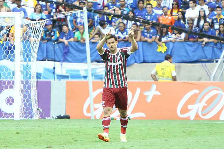 Pelo Fluminense, Fred teve cinco vitórias, dois empates e três derrotas em duelos com o Cruzeiro