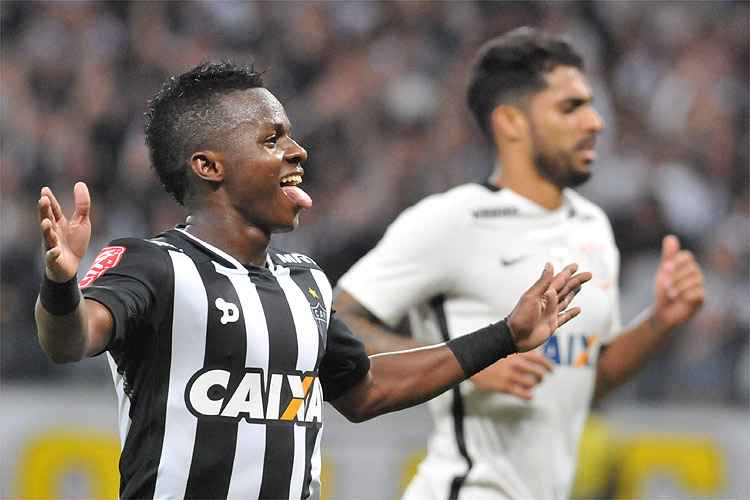 Cazares marcou um dos gols da vitória do Atlético sobre o Corinthians por 2 a 1, nessa quarta, no Mineirão