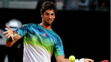 Bellucci encara o croata Pavic na próxima fase