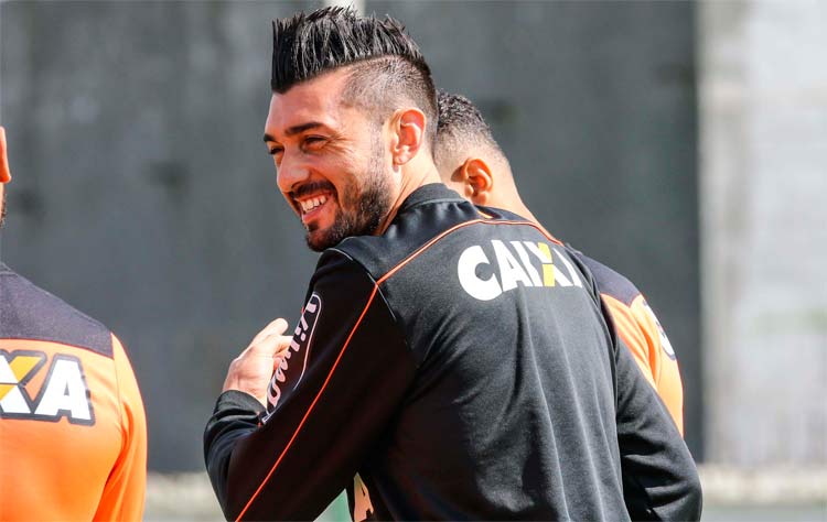 Daniel Nepomuceno disse que não irá criar obstáculos para uma saída, mas que Dátolo quer ficar no clube