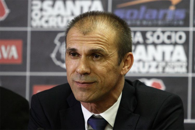 Milton Mendes enxergava a Copa do Brasil como sendo menos desgastante para o Santa Cruz neste momento