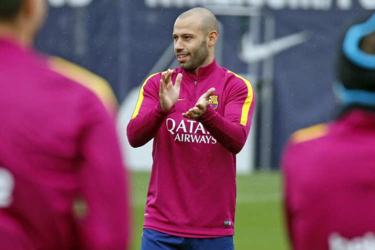 A renovação de Mascherano foi confirmada pelo diretor de esportes do clube, Alberto Soler, em coletiva