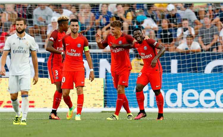 Jogando amistosamente nos Estados Unidos, o Paris Saint-Germain venceu o Real Madrid por 3 a 1