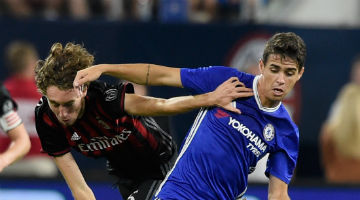 Oscar marcou dois gols na vitória sobre o Milan por 3 a 1