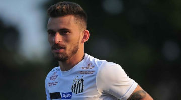 Lucas Lima participa de treino e poderá ficar à disposição de Dorival para jogo com América