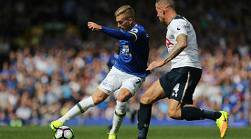 Everton e Tottenham empatam na estreia