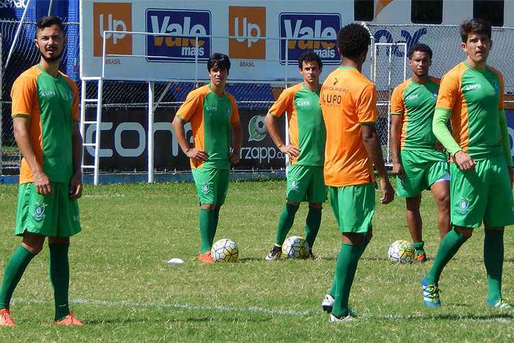 América encerrou neste sábado sua preparação para enfrentar o Fluminense na manhã de domingo