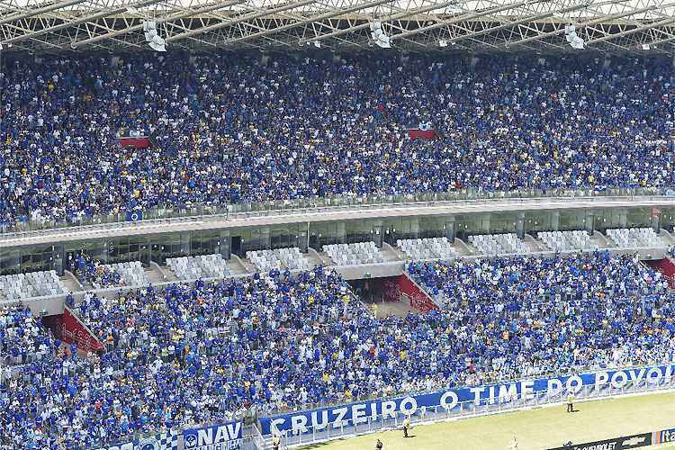 Torcida do Cruzeiro lotou o Mineirão na partida contra o Santa Cruz, no último domingo, pelo Brasileiro