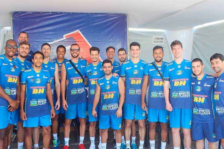 Jogadores do Montes Claros, comandados por Marcelinho Ramos, demonstram motivação para o Estadual