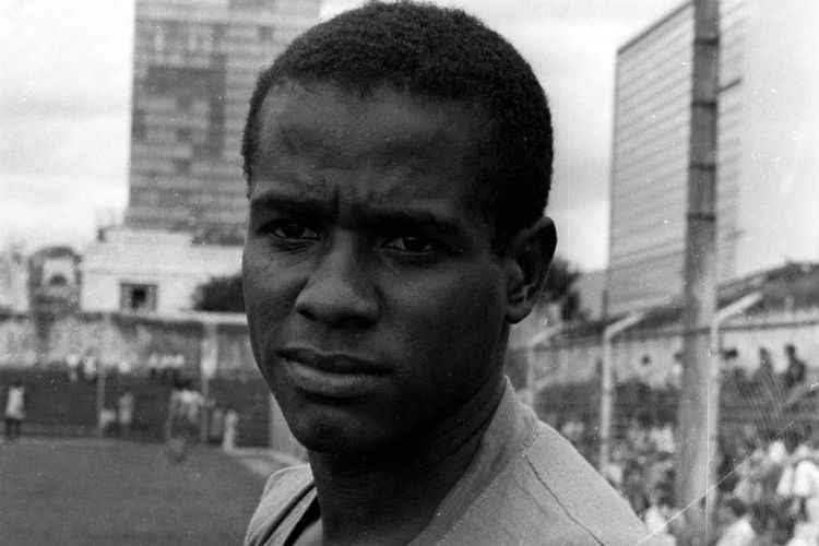 Evaldo defendeu o Cruzeiro nos anos 1960 e 1970 e fez parte de grandes times da história do clube