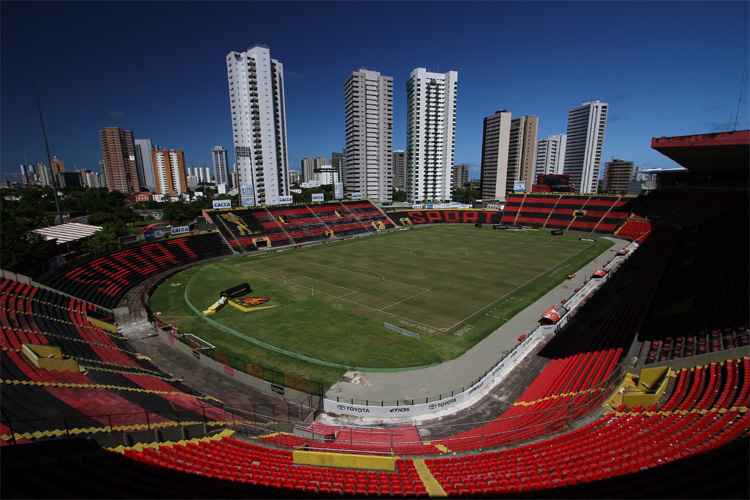 Ilha do Retiro recebe, neste domingo, mais um duelo decisivo na luta contra o rebaixamento