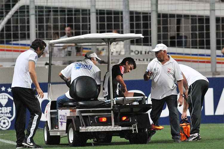 Marcos Rocha não jogava desde 24 de agosto; jogador se lesionou ao tentar desarmar Rogério, do Sport