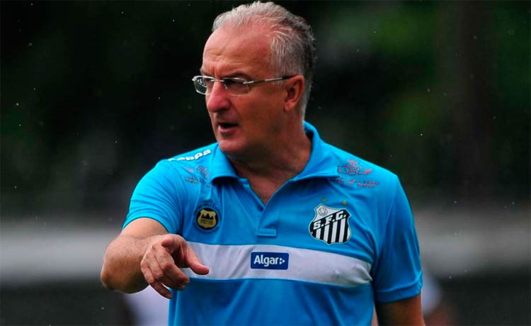 Dorival Júnior confirmou ter sido procurado pelo Corinthians para assumir o rival