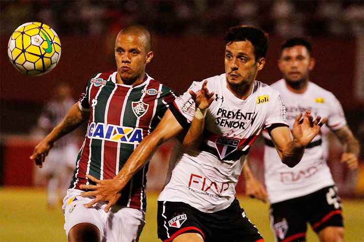 Fluminense saiu na frente no primeiro tempo, mas São Paulo reagiu e somou três pontos importantes