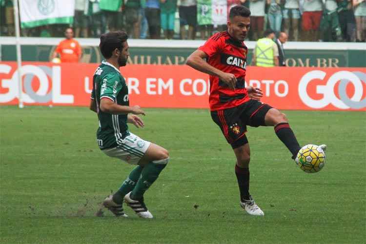 Renê: "O árbitro assumiu (erro), mas disse que são coisas que acontecem e que também tem direito a errar"