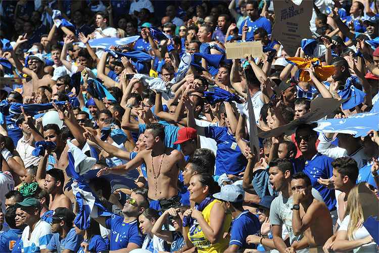 Torcida do Cruzeiro voltará a lotar arquibancadas do Mineirão na noite desta quarta-feira